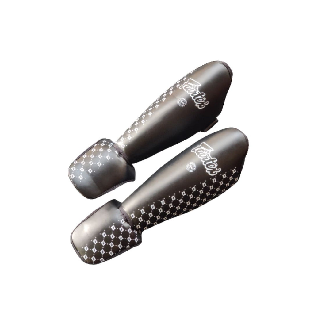 Fairtex Competition Shin Guards SP5 2.jpg