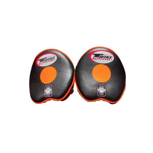 Twins Curved Speed Mitts 2.jpg