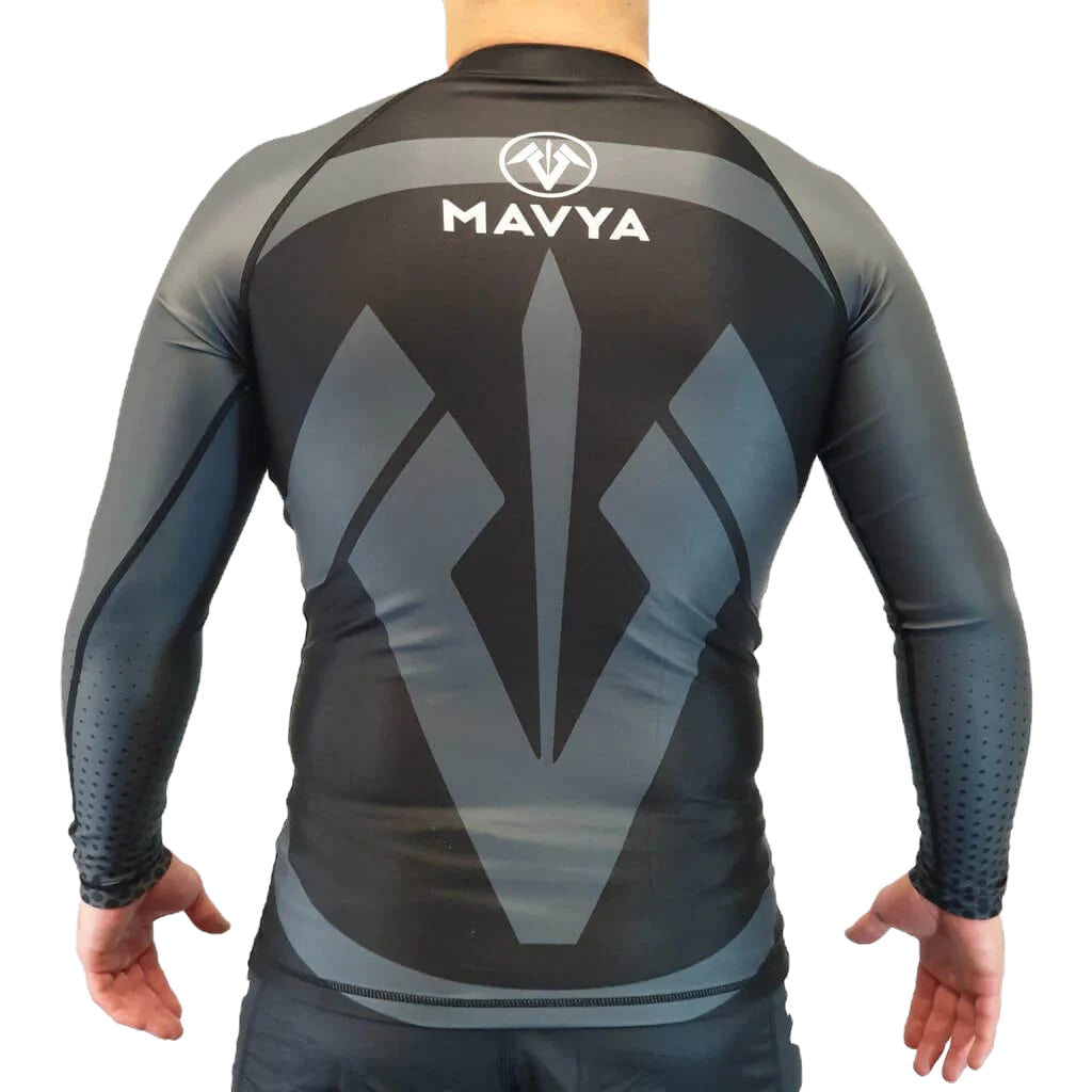 Black_rashtop_back_2000x_edited_edited.jpg