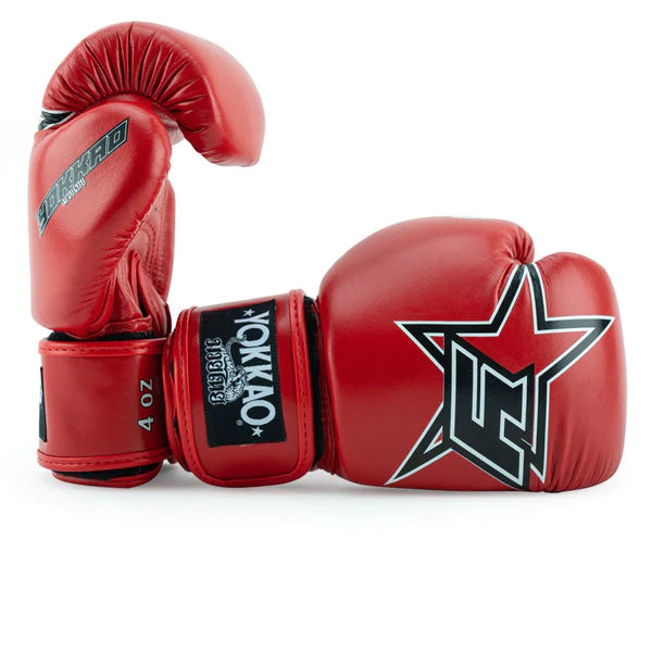 gloves-muay-thai-yokkao-institutional-red-2_600x.webp