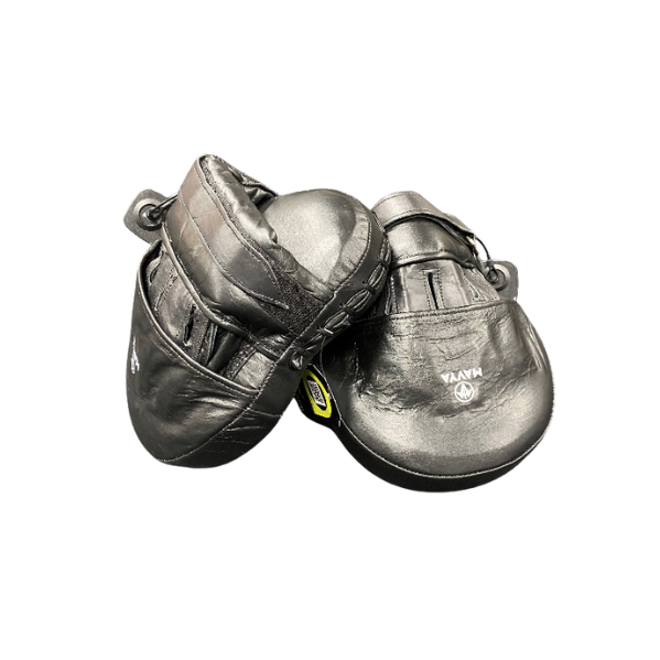 Mavya Curved Focus Mitts 5.png